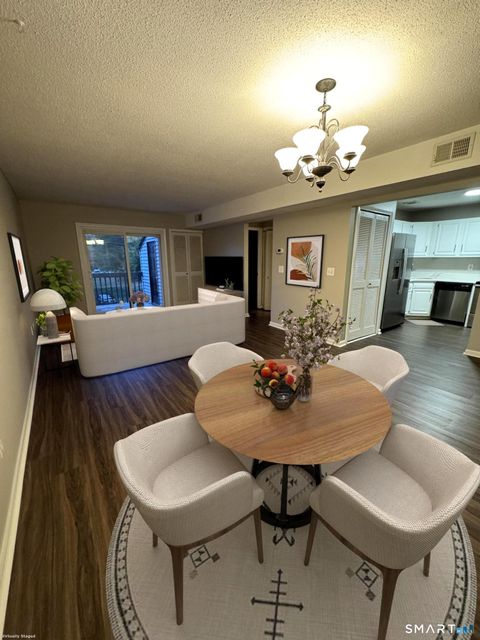 512 Twin Circle Drive 512 South Windsor CT 06074