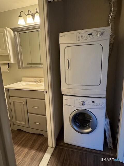 Tiny photo for 512 Twin Circle Drive #512, South Windsor, CT 06074 (MLS # 24146019)