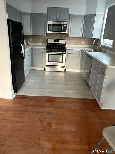 Tiny photo for 274 Valley Road #2, Greenwich, CT 06807 (MLS # 24163093)