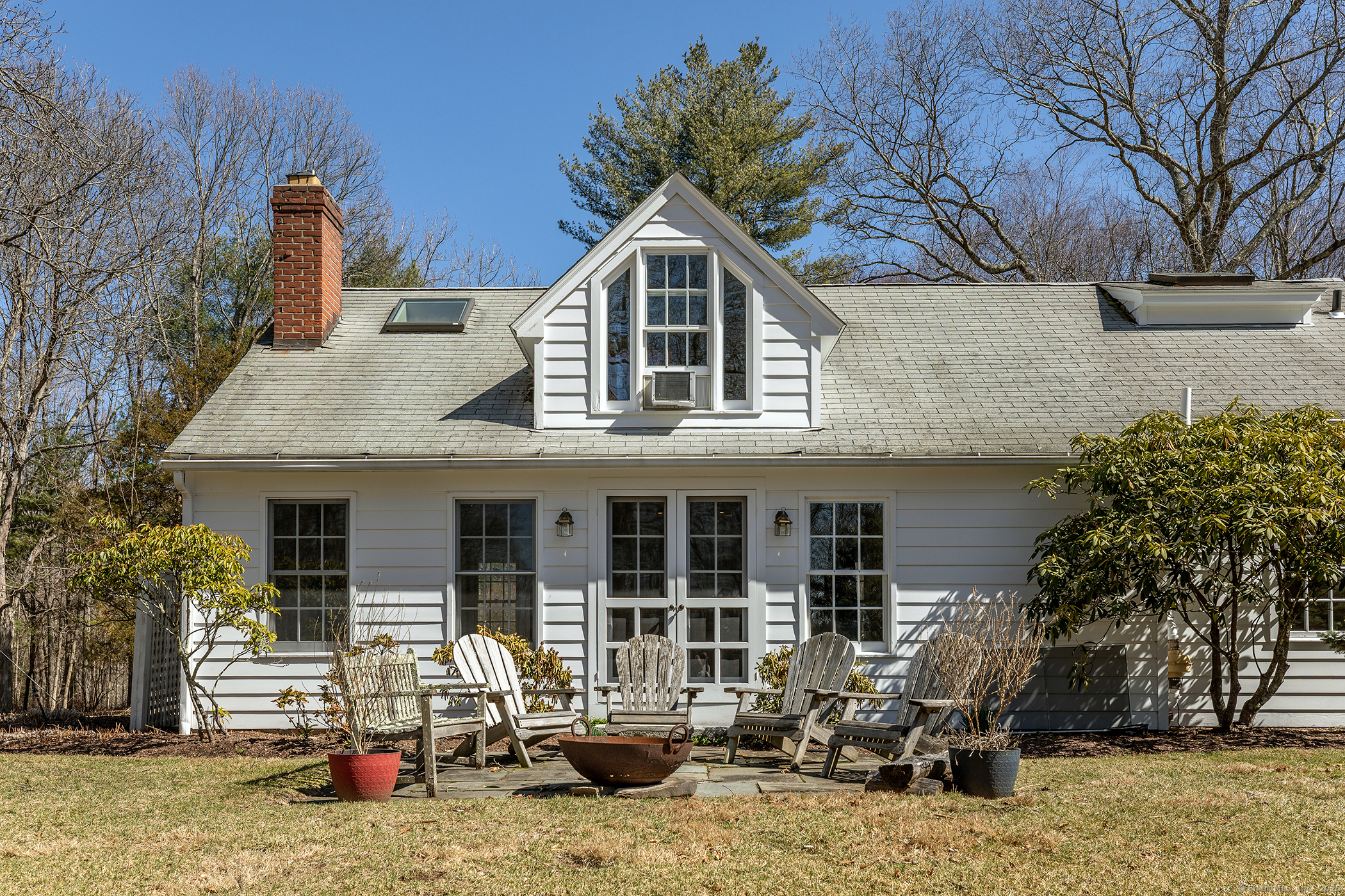 Camps Flat Road, Kent, Connecticut - 3 Bedrooms  
3 Bathrooms  
7 Rooms - 