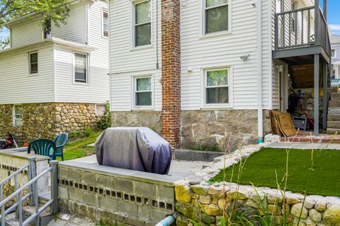 Tiny photo for 68 Raymond Street, New London, CT 06320 (MLS # 24142632)