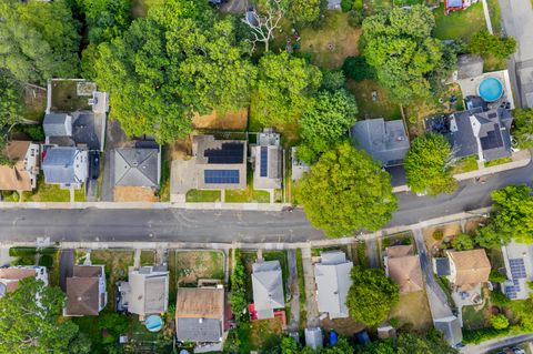 Tiny photo for 68 Raymond Street, New London, CT 06320 (MLS # 24142632)