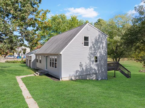 A home in Griswold