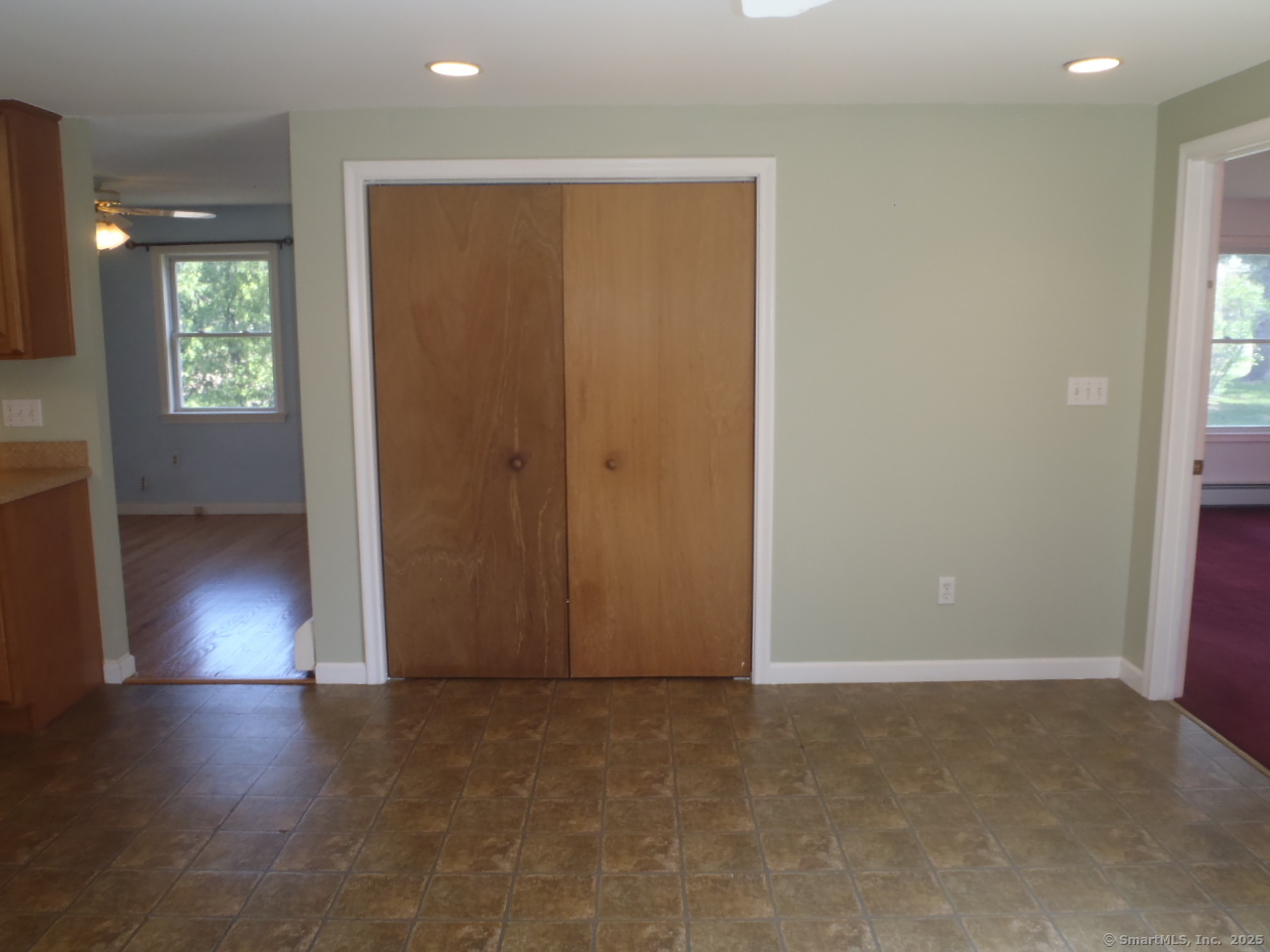 840 Kennedy Road, Windsor, Connecticut image 33