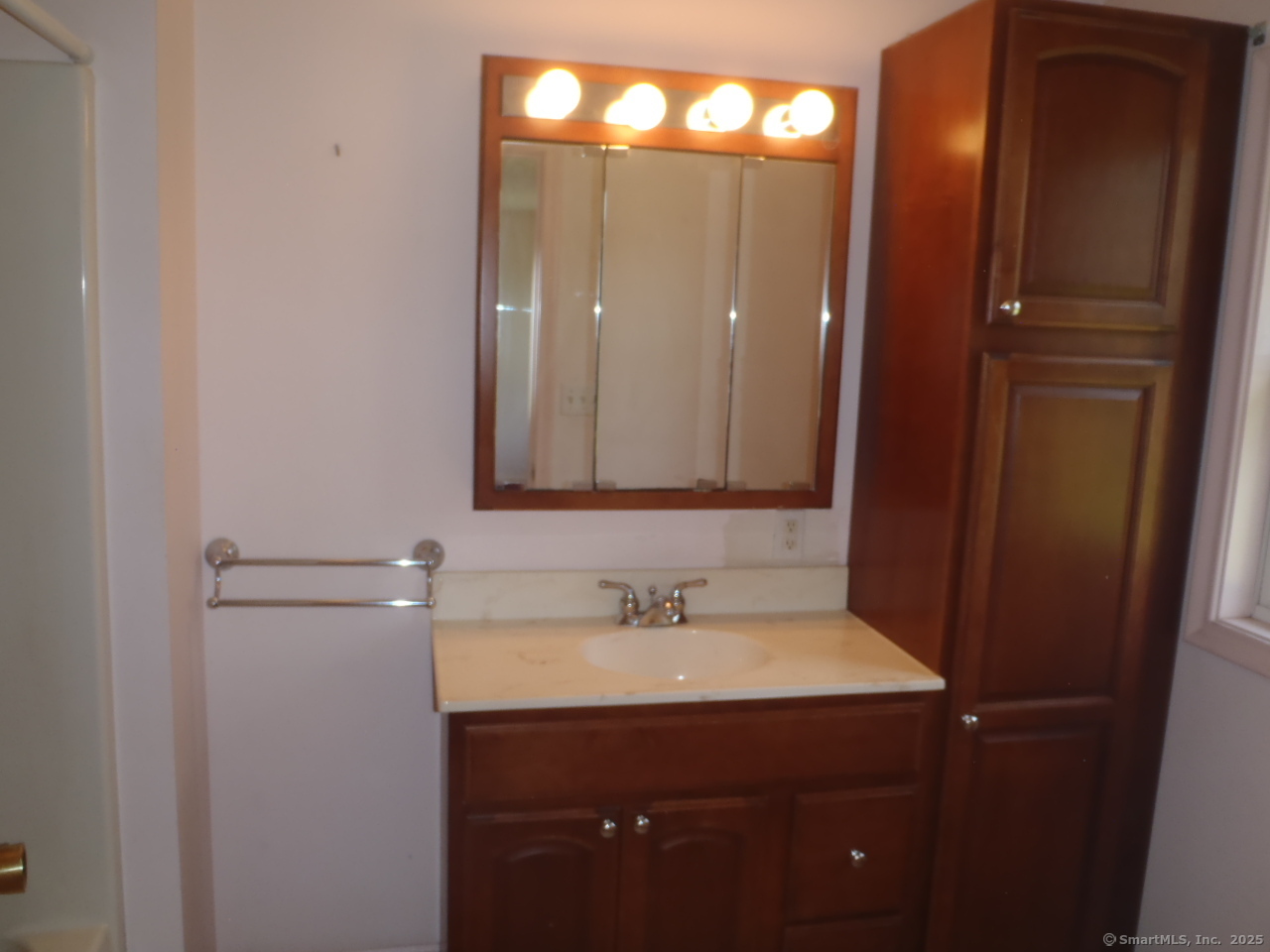 840 Kennedy Road, Windsor, Connecticut image 14