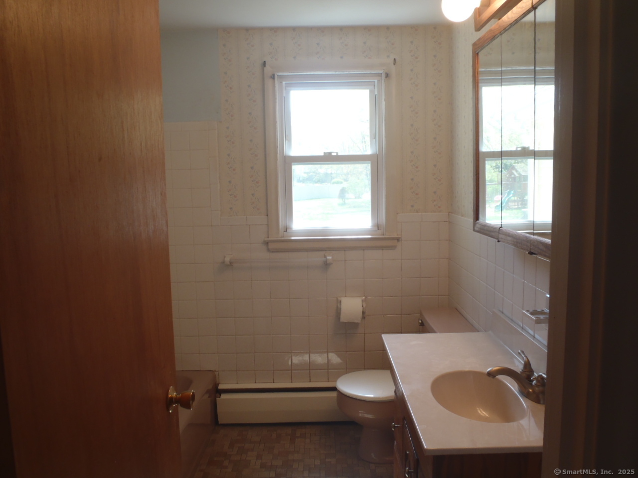 840 Kennedy Road, Windsor, Connecticut image 15