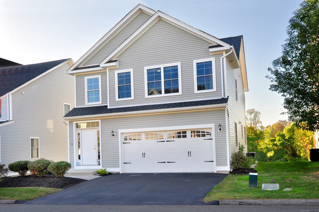 Photo of 38 Lexington Gardens #38, North Haven, CT 06473 (MLS # 24132481)