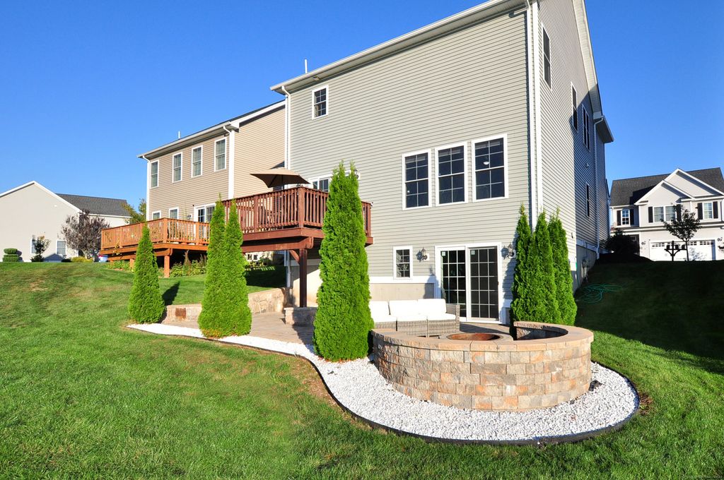 Photo of 38 Lexington Gardens #38, North Haven, CT 06473 (MLS # 24132481)