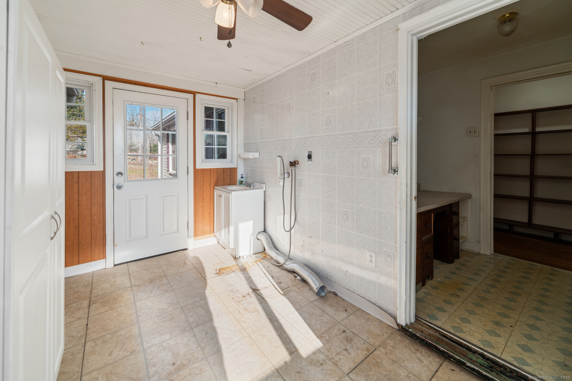 Bethany, Connecticut 06524, United States, 2 Bedrooms Bedrooms, ,1 BathroomBathrooms,Residential,Active,252613