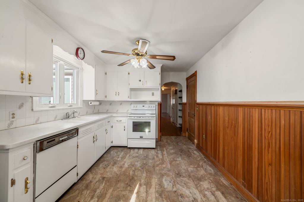 Photo of 349 Amity Road, Bethany, CT 06524 (MLS # 24143644)