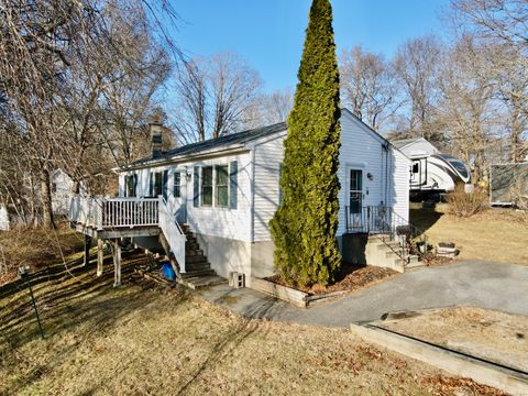 A home in Killingly