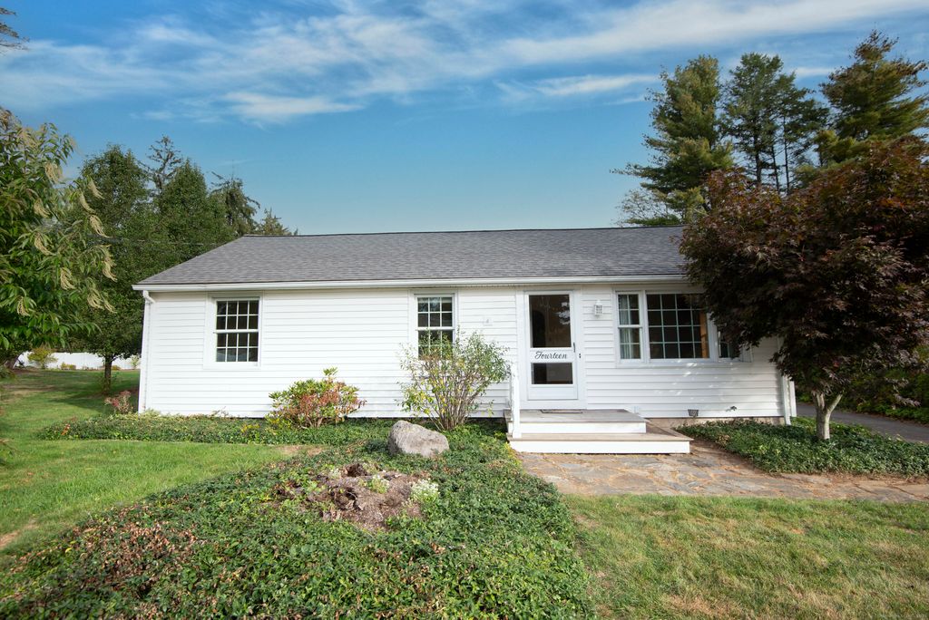 Photo of 14 Hazel Road, Guilford, CT 06437 (MLS # 24130665)