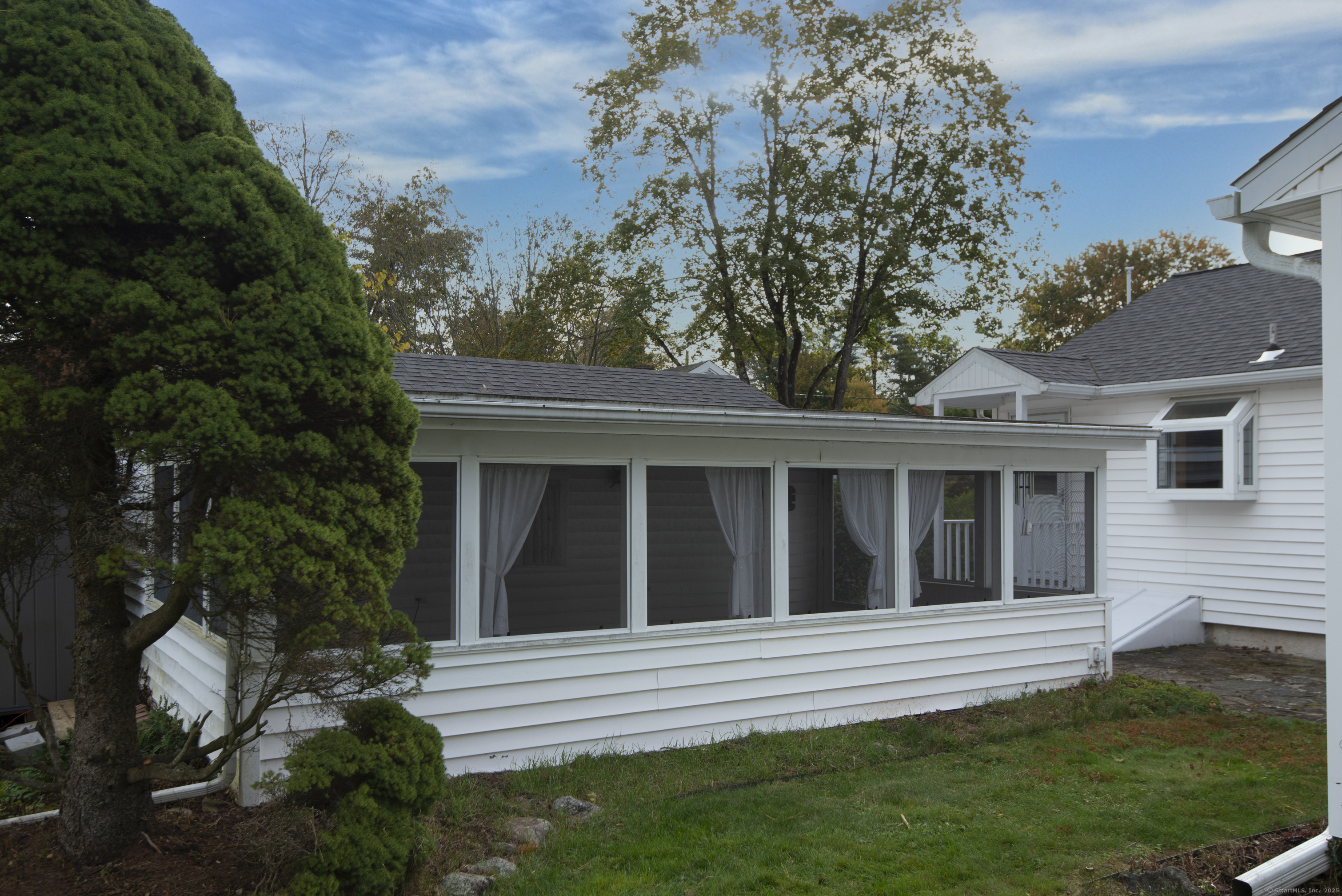 14 Hazel Road