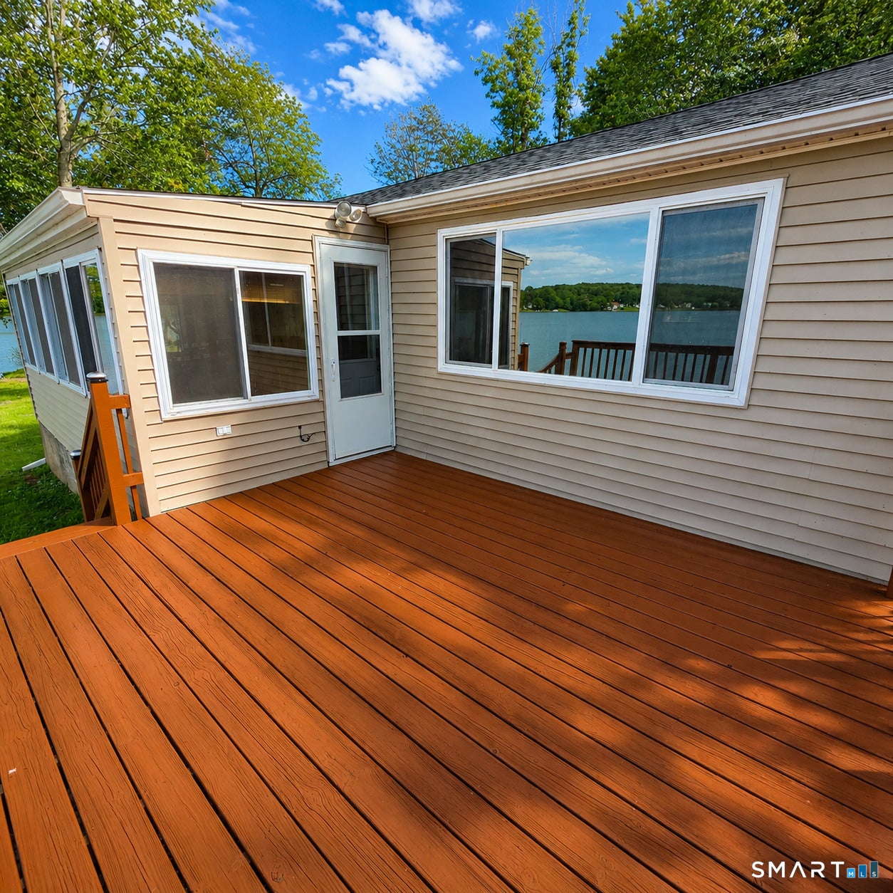 112 Mattabeseck Road