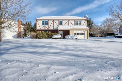 Photo of 5 Cutler Lane, Farmington, CT 06032 (MLS # 24154831)