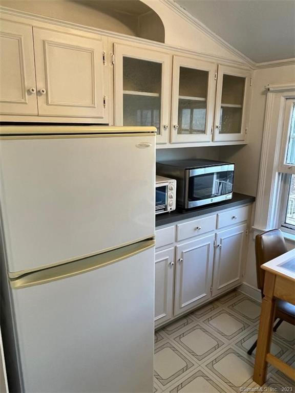 Stamford, Connecticut 06907, United States, 1 Bedroom Bedrooms, ,1 BathroomBathrooms,Residential,Active,174938