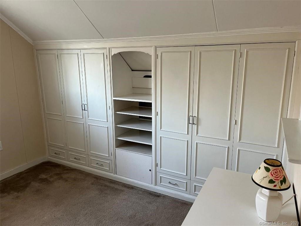 Stamford, Connecticut 06907, United States, 1 Bedroom Bedrooms, ,1 BathroomBathrooms,Residential,Active,174938