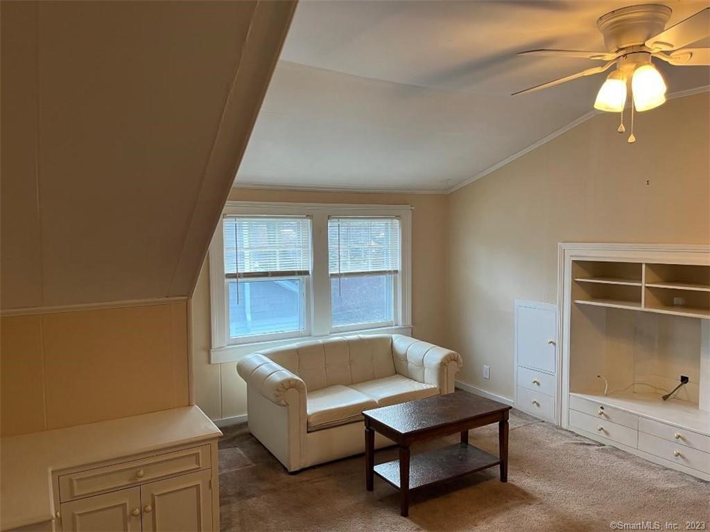 Stamford, Connecticut 06907, United States, 1 Bedroom Bedrooms, ,1 BathroomBathrooms,Residential,Active,174938