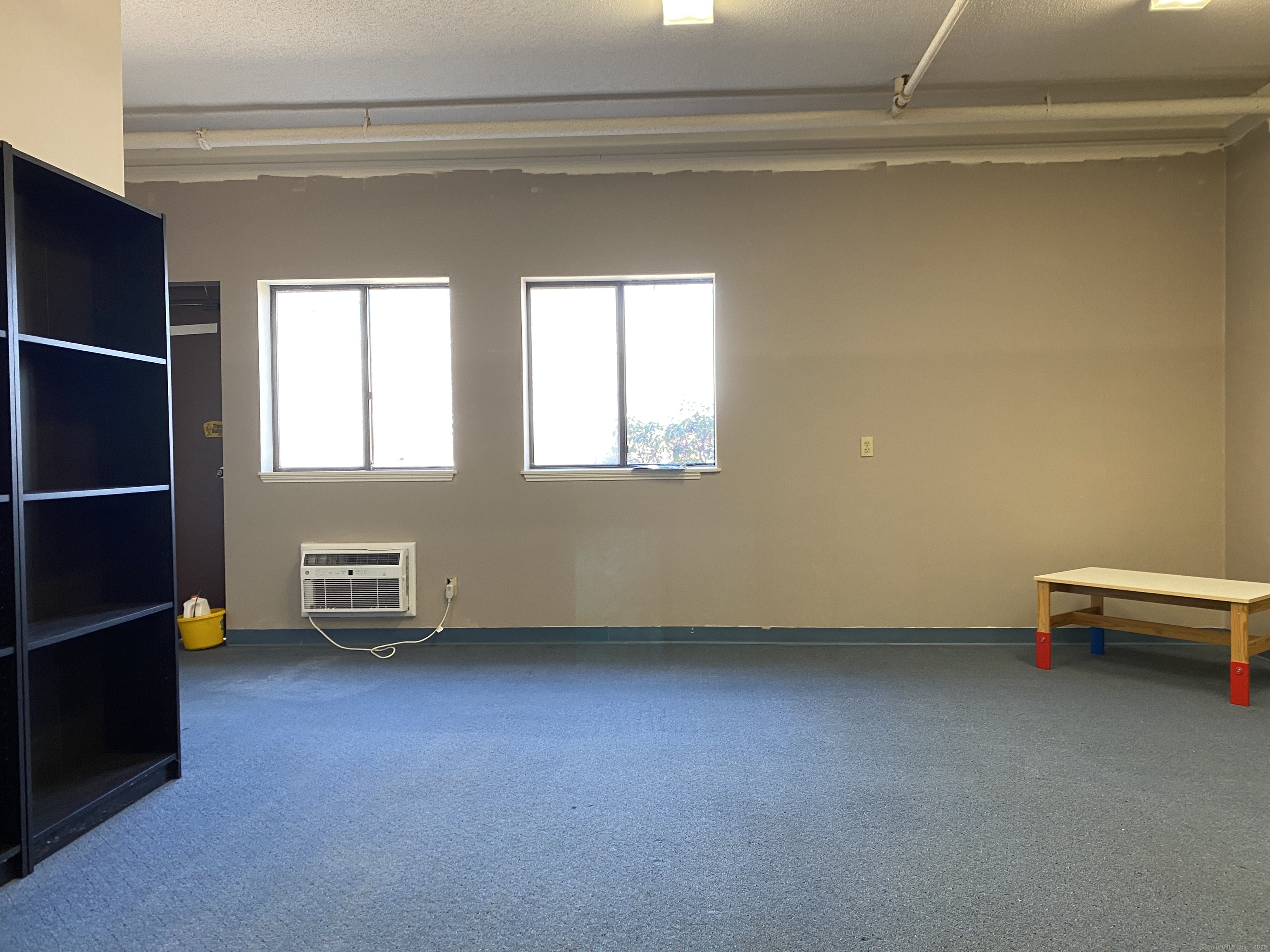 Glastonbury, Connecticut 06033, United States, ,Residential,Active,97592