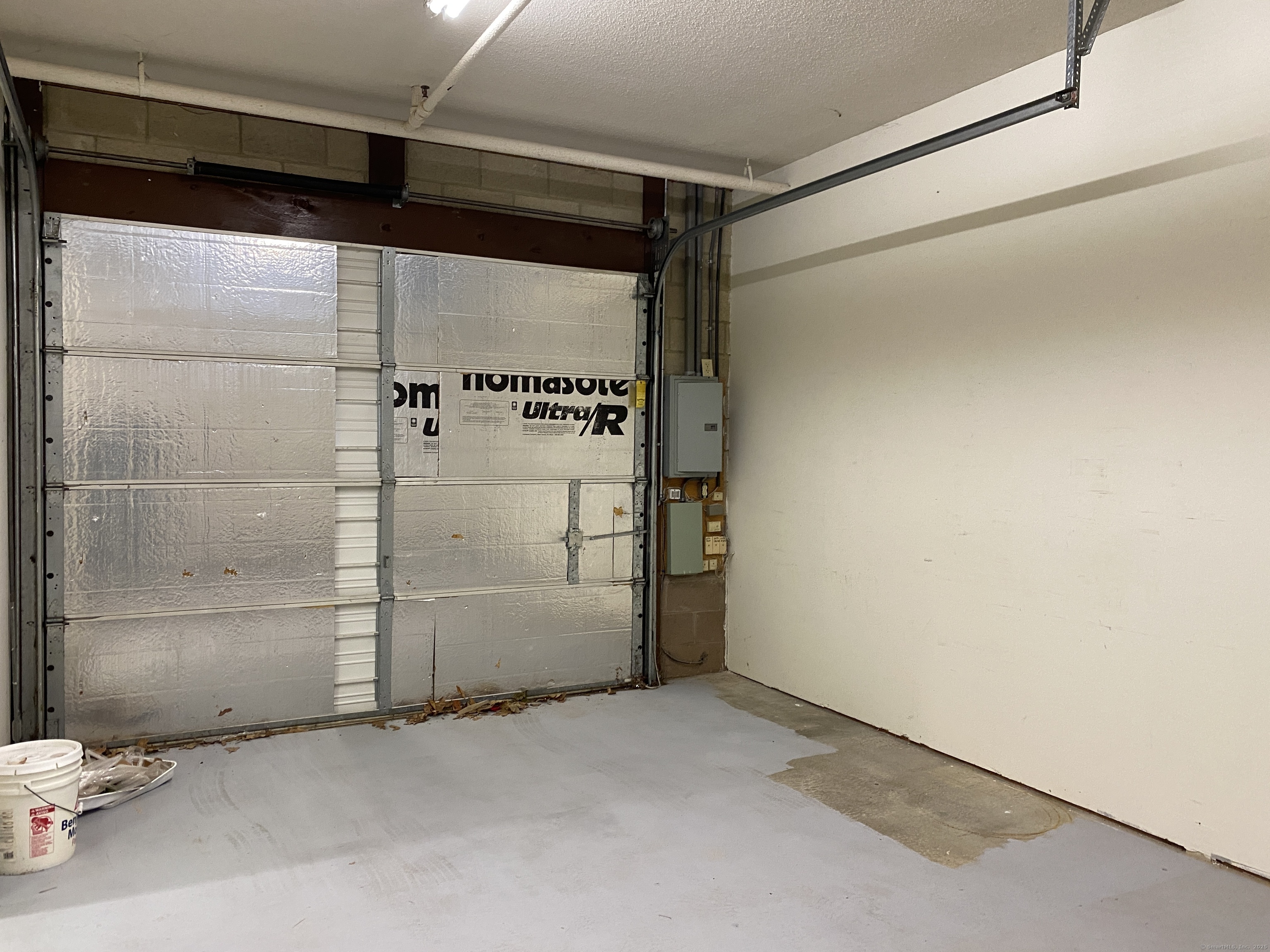 Glastonbury, Connecticut 06033, United States, ,Residential,Active,97592