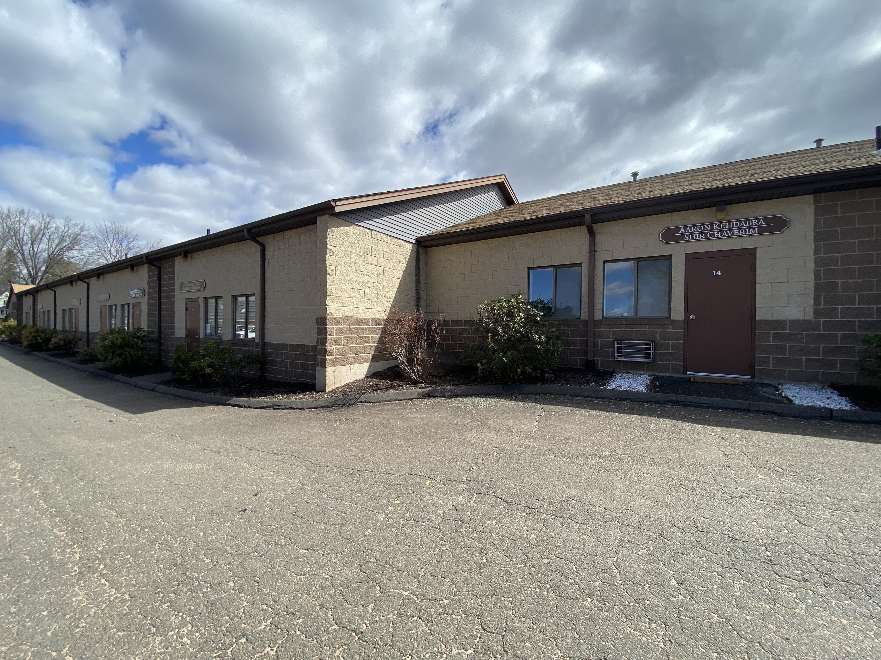 Glastonbury, Connecticut 06033, United States, ,Residential,Active,97592