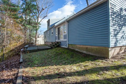 Tiny photo for 25 Barry Lane, Simsbury, CT 06070 (MLS # 24142404)