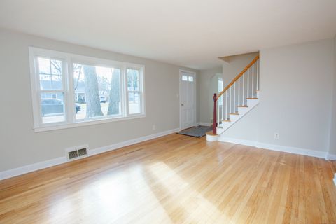 Tiny photo for 25 Barry Lane, Simsbury, CT 06070 (MLS # 24142404)