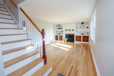 Tiny photo for 25 Barry Lane, Simsbury, CT 06070 (MLS # 24142404)