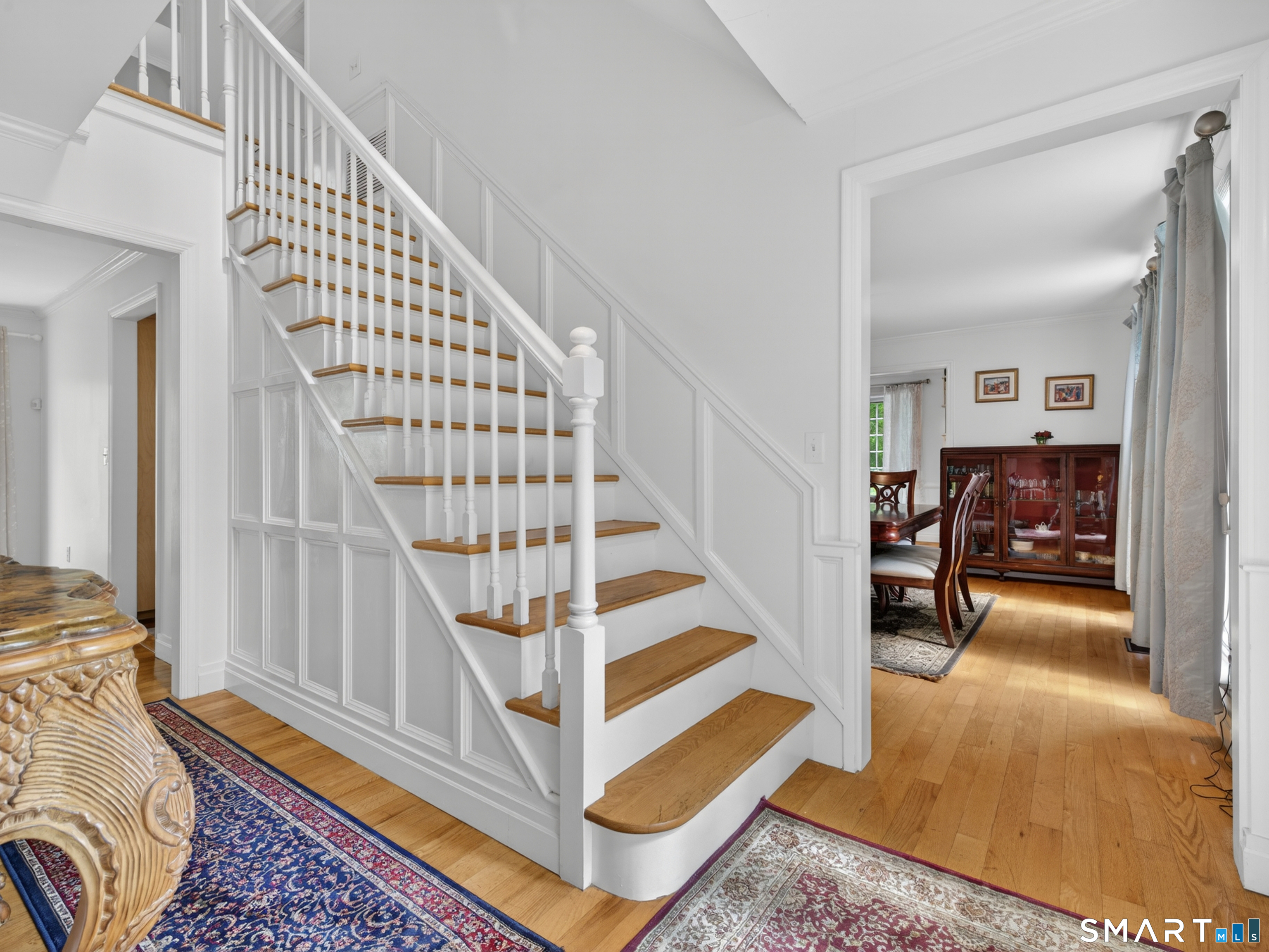 2 Larchwood Lane
