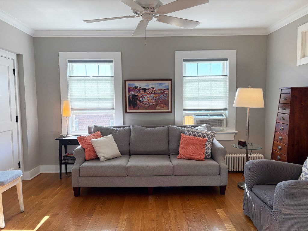 Photo of 20 Haddon Street #5, Bridgeport, CT 06605 (MLS # 24137504)