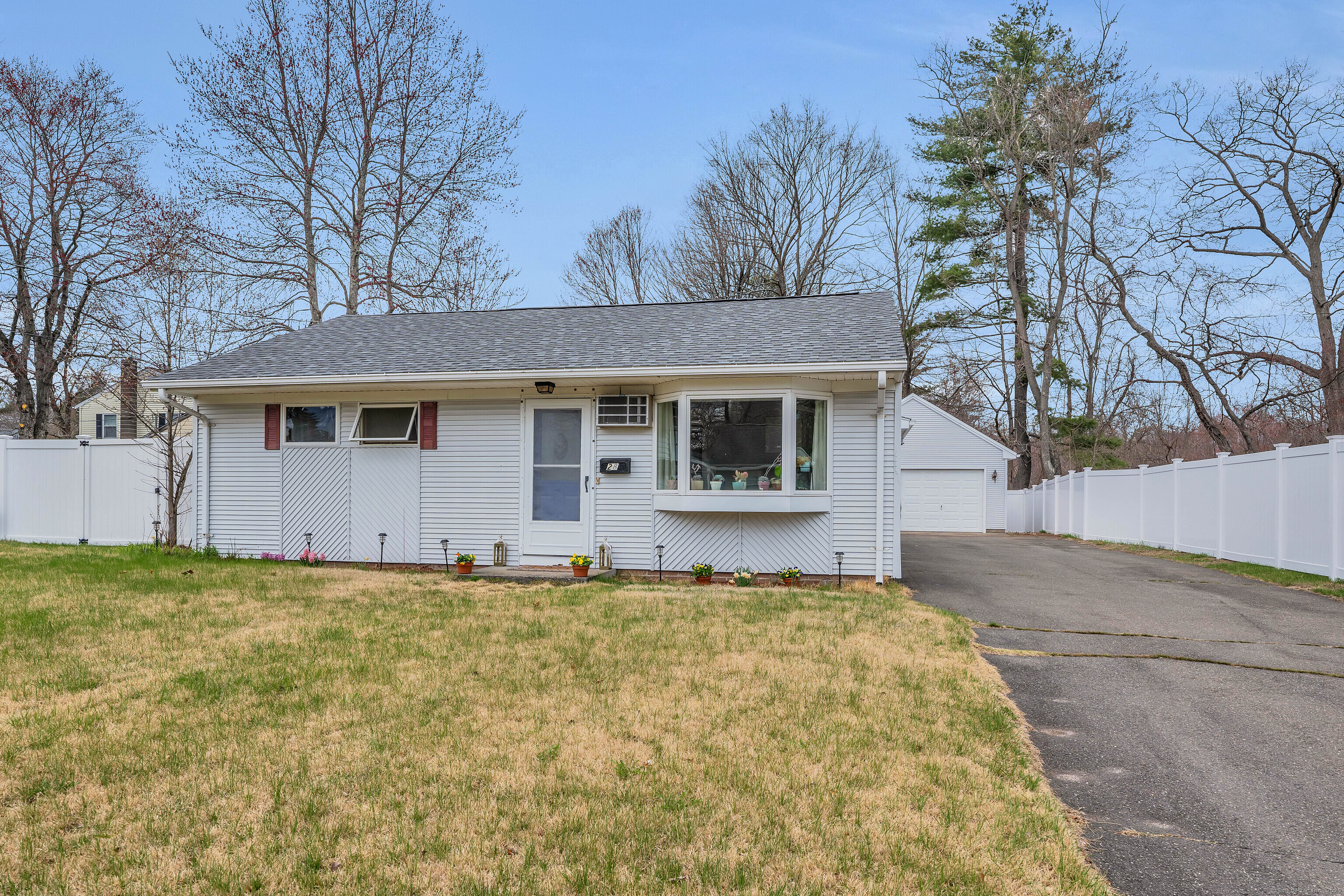 28 Rosemont Drive, Plainville, Connecticut image 25