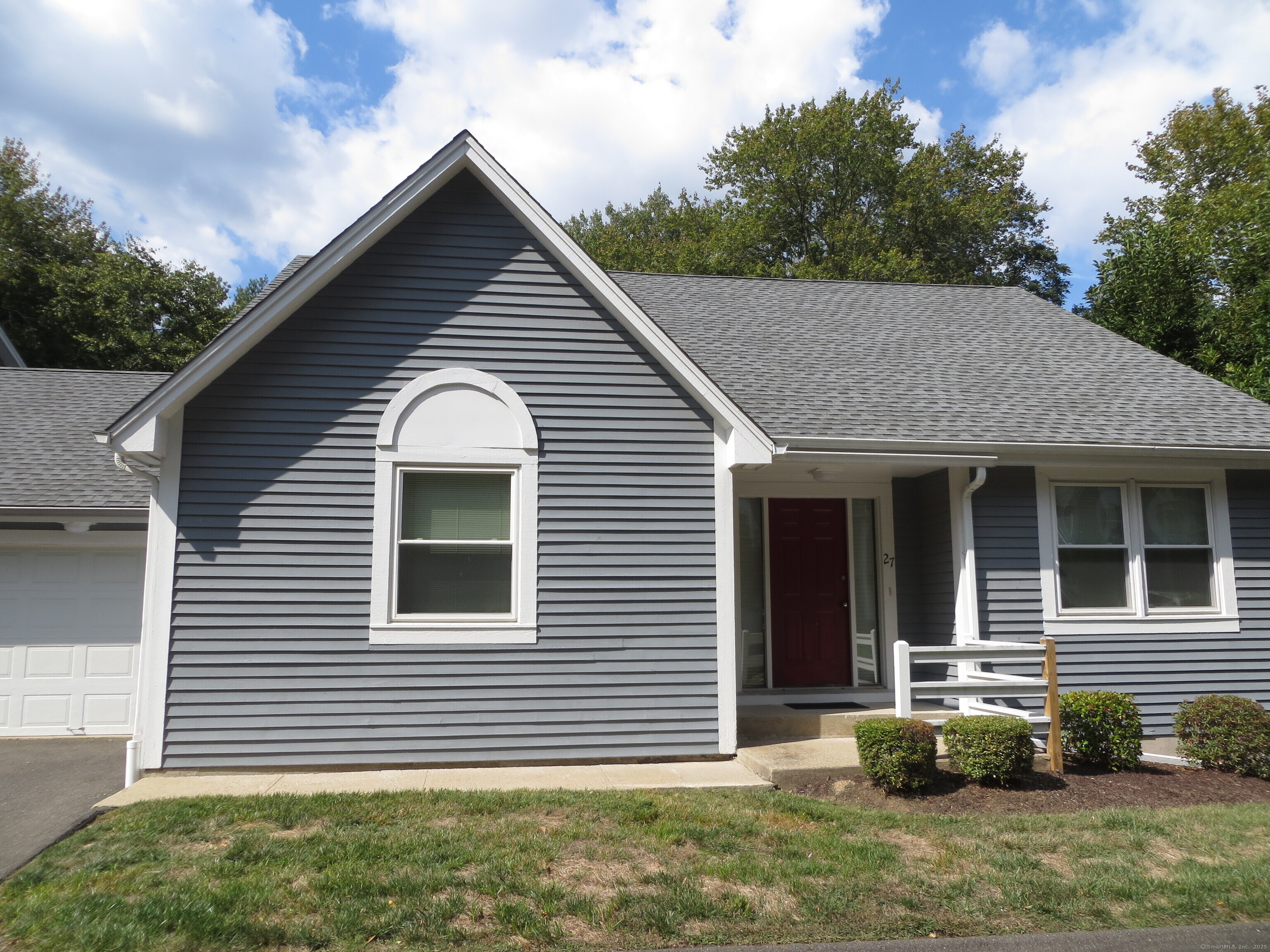 27 Meadow Lake Drive 27