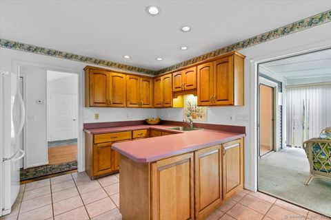 Tiny photo for 367 Main Street #31, Old Saybrook, CT 06475 (MLS # 24121907)