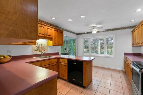 Tiny photo for 367 Main Street #31, Old Saybrook, CT 06475 (MLS # 24121907)