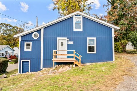 55 Hilton Avenue East Haven CT 06512