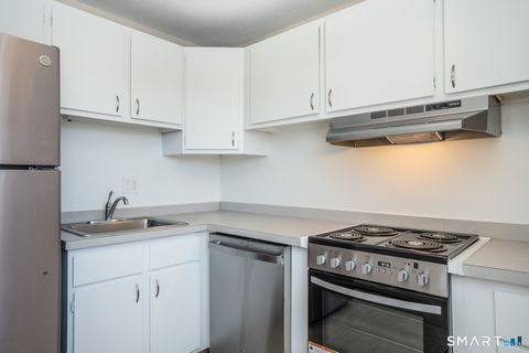 Tiny photo for 239 Old Farms Road #APT 7C, Avon, CT 06001 (MLS # 24151243)