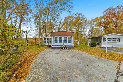 Mobile Home For Sale - 28 Golden Spur<br/> Stonington, CT 06378