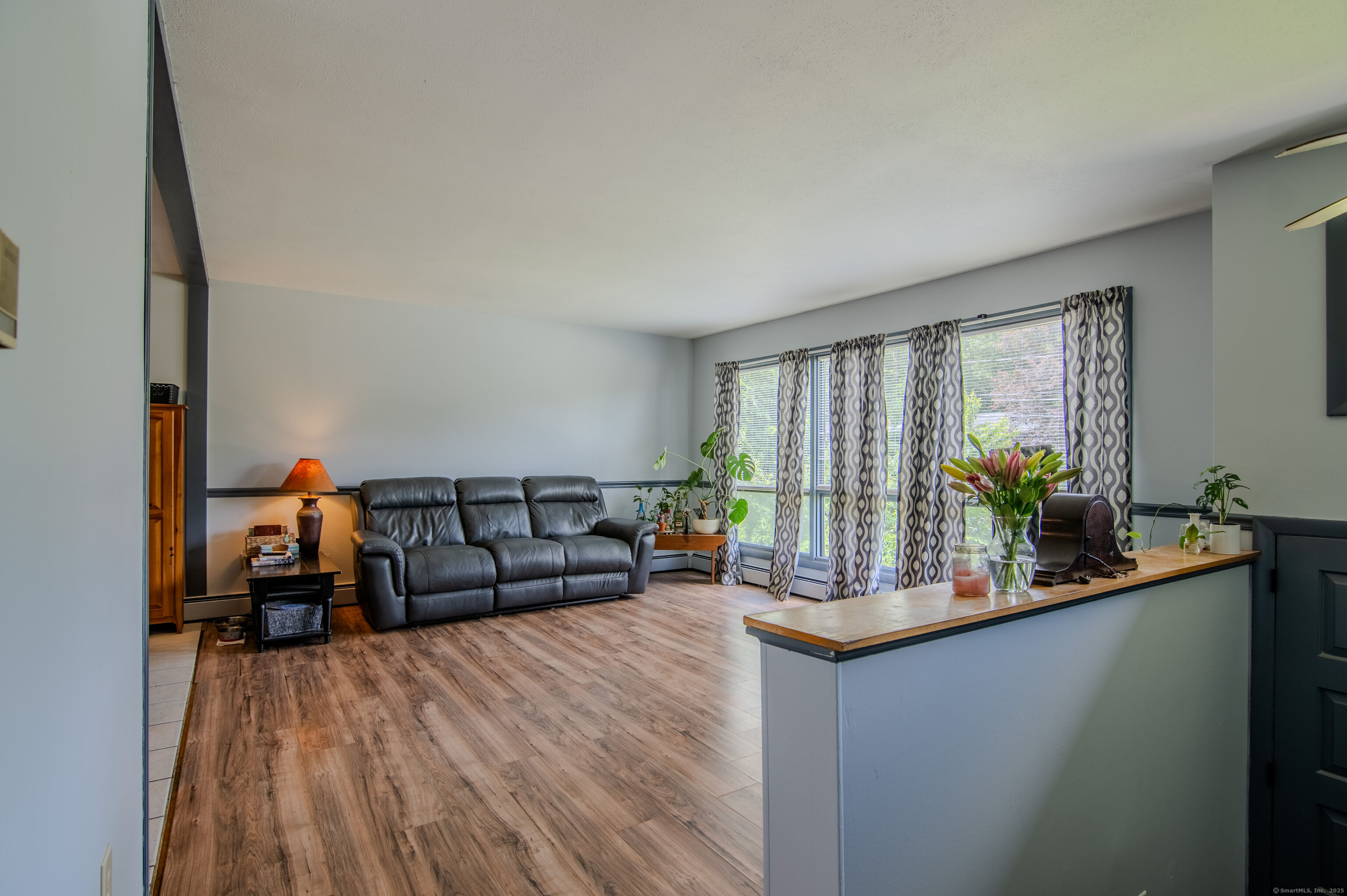 26 Hillside View
