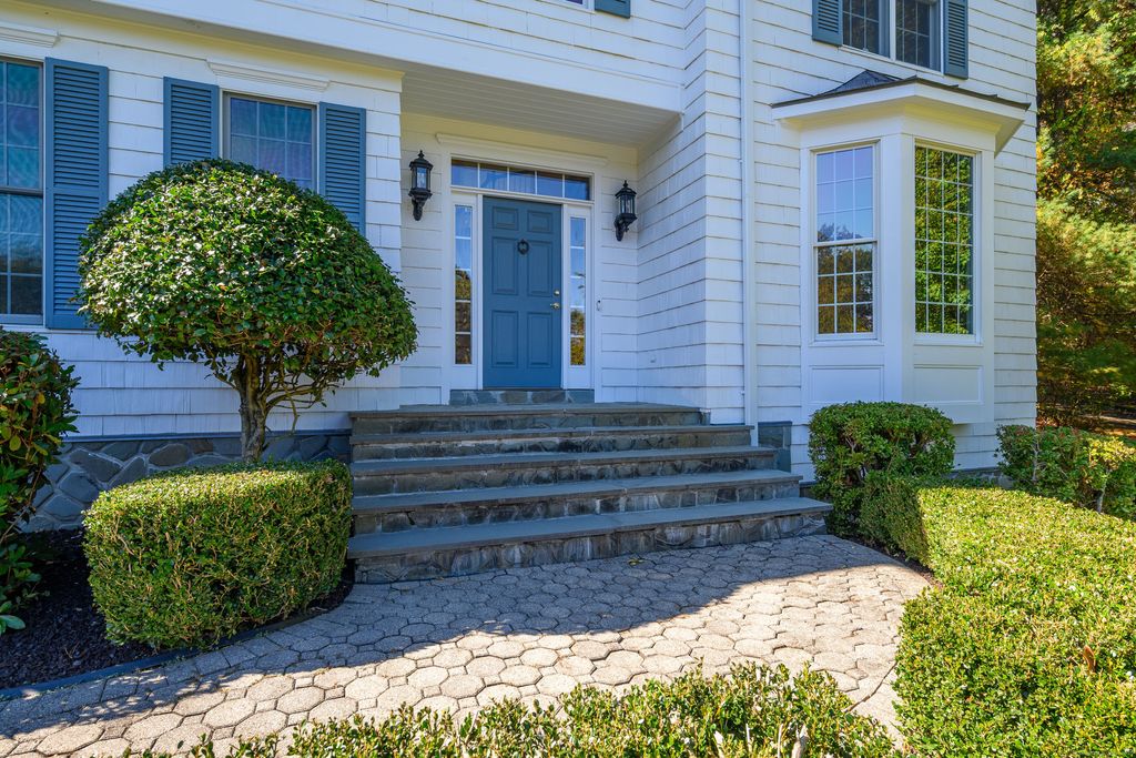 Photo of 54 Lake Ridge Road, Southbury, CT 06488 (MLS # 24132958)