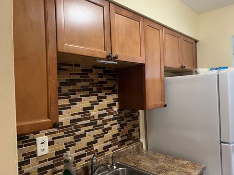 Tiny photo for 120 Huntington Turnpike #104, Bridgeport, CT 06610 (MLS # 24135437)