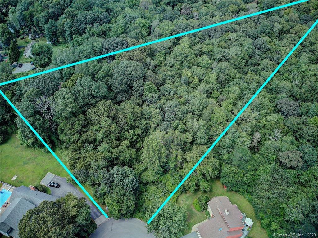 68 Mystic Meadow Lane, Groton, Connecticut image 5