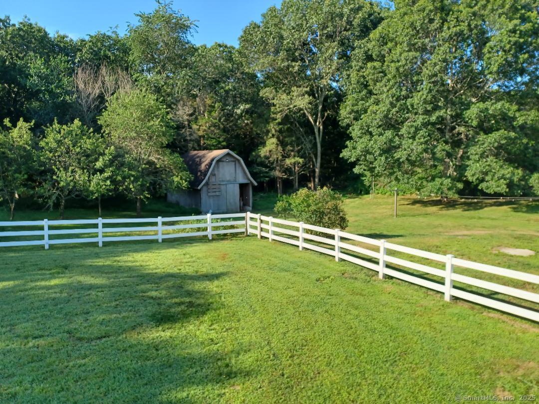 59 Brewster Road