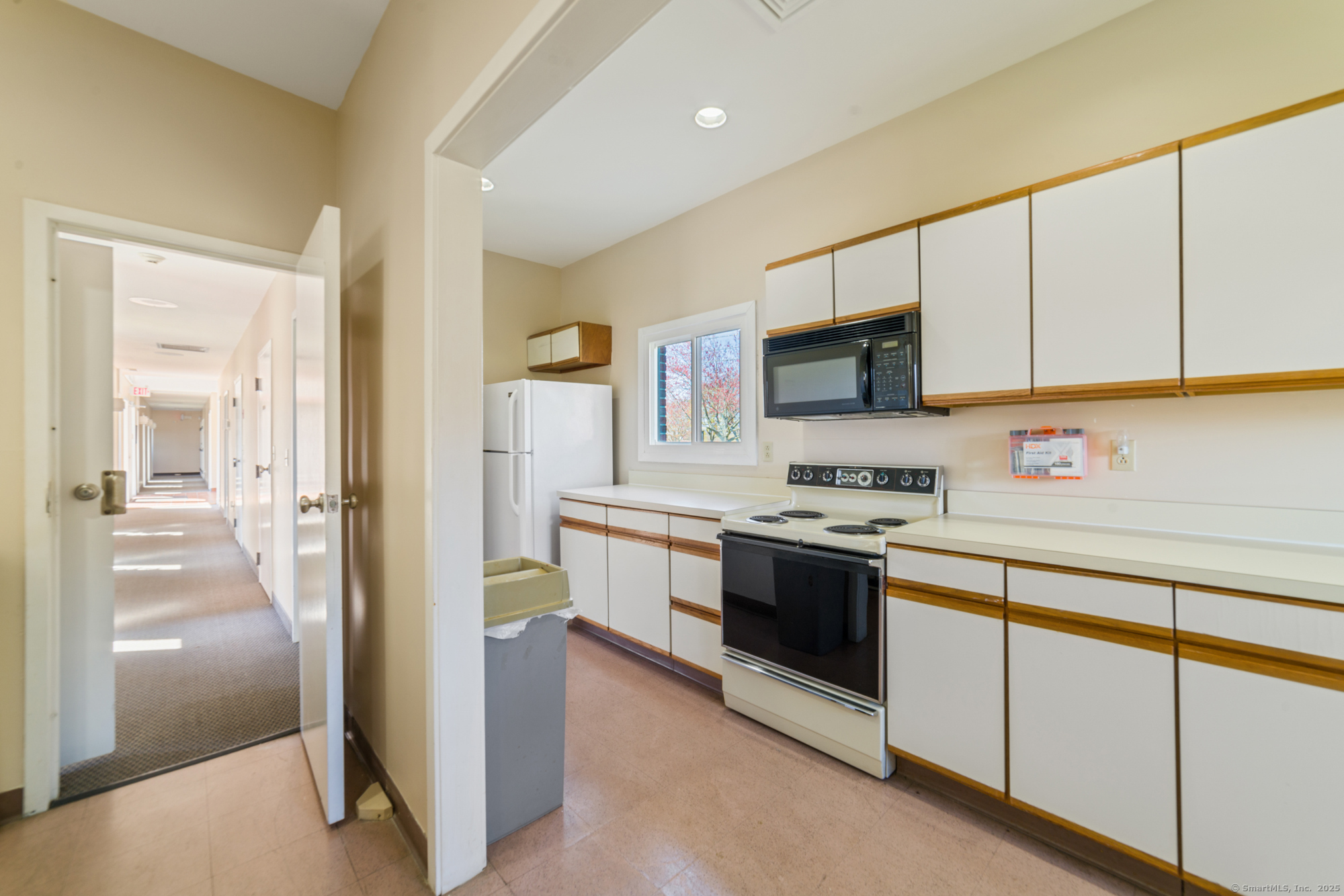 72 Montoya Drive #72, Branford, Connecticut image 35