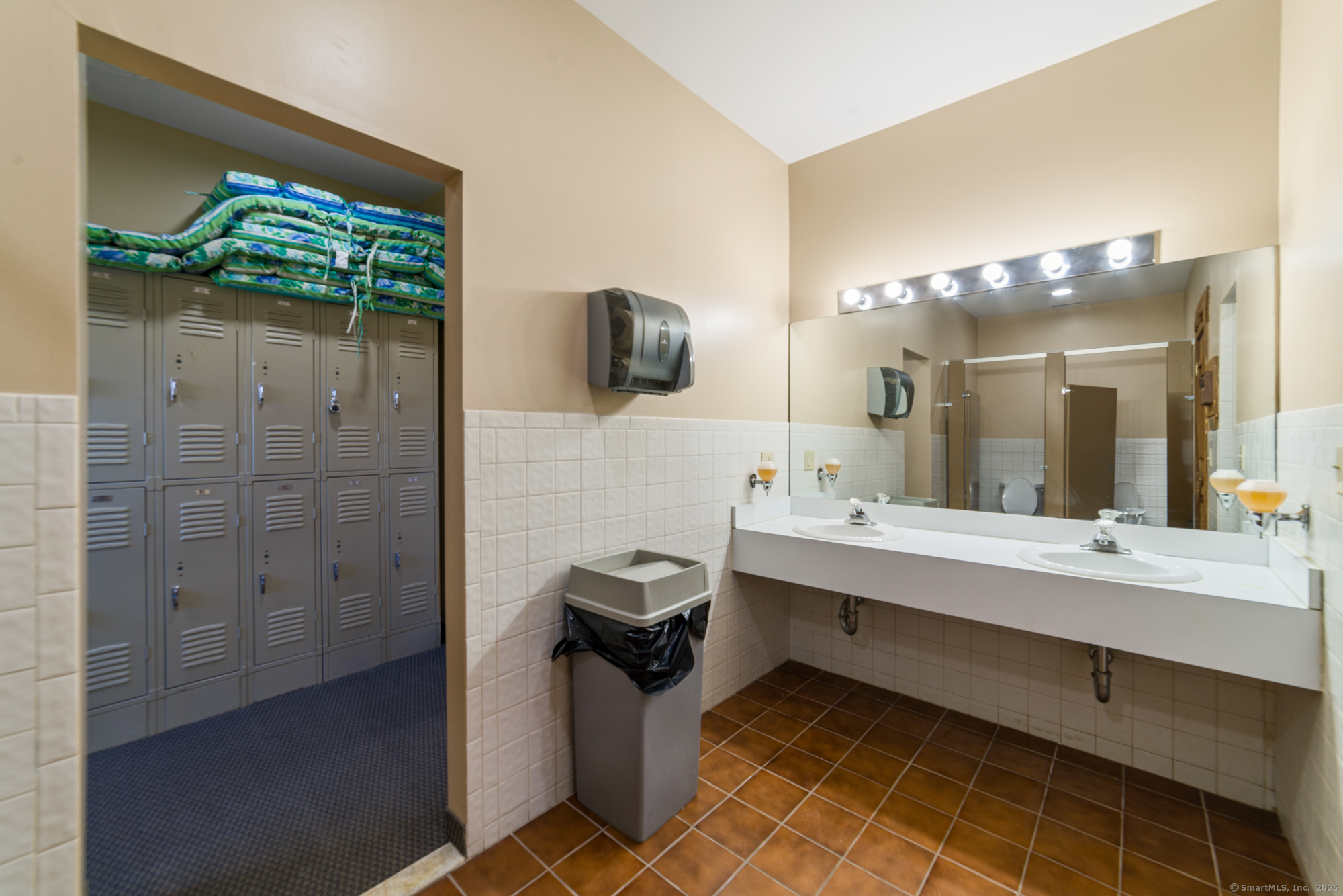 72 Montoya Drive #72, Branford, Connecticut image 31