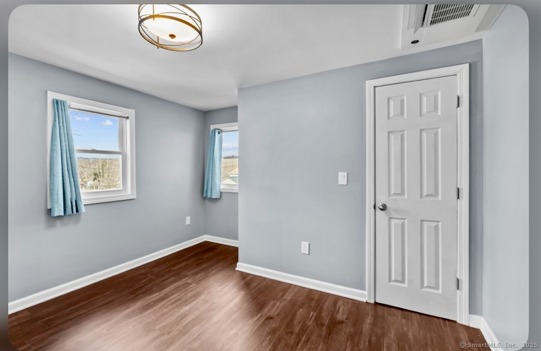 25 Mohawk Trail, East Hampton, Connecticut image 13