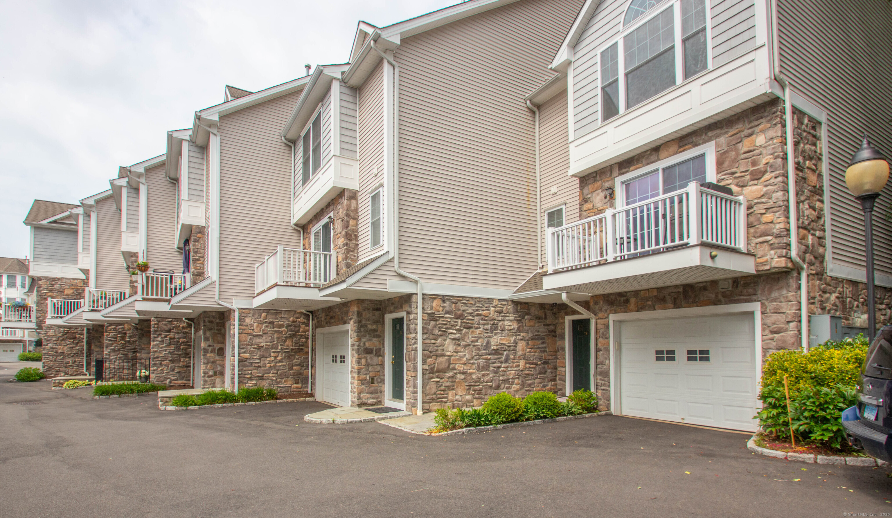85 Camp Avenue APT 7K