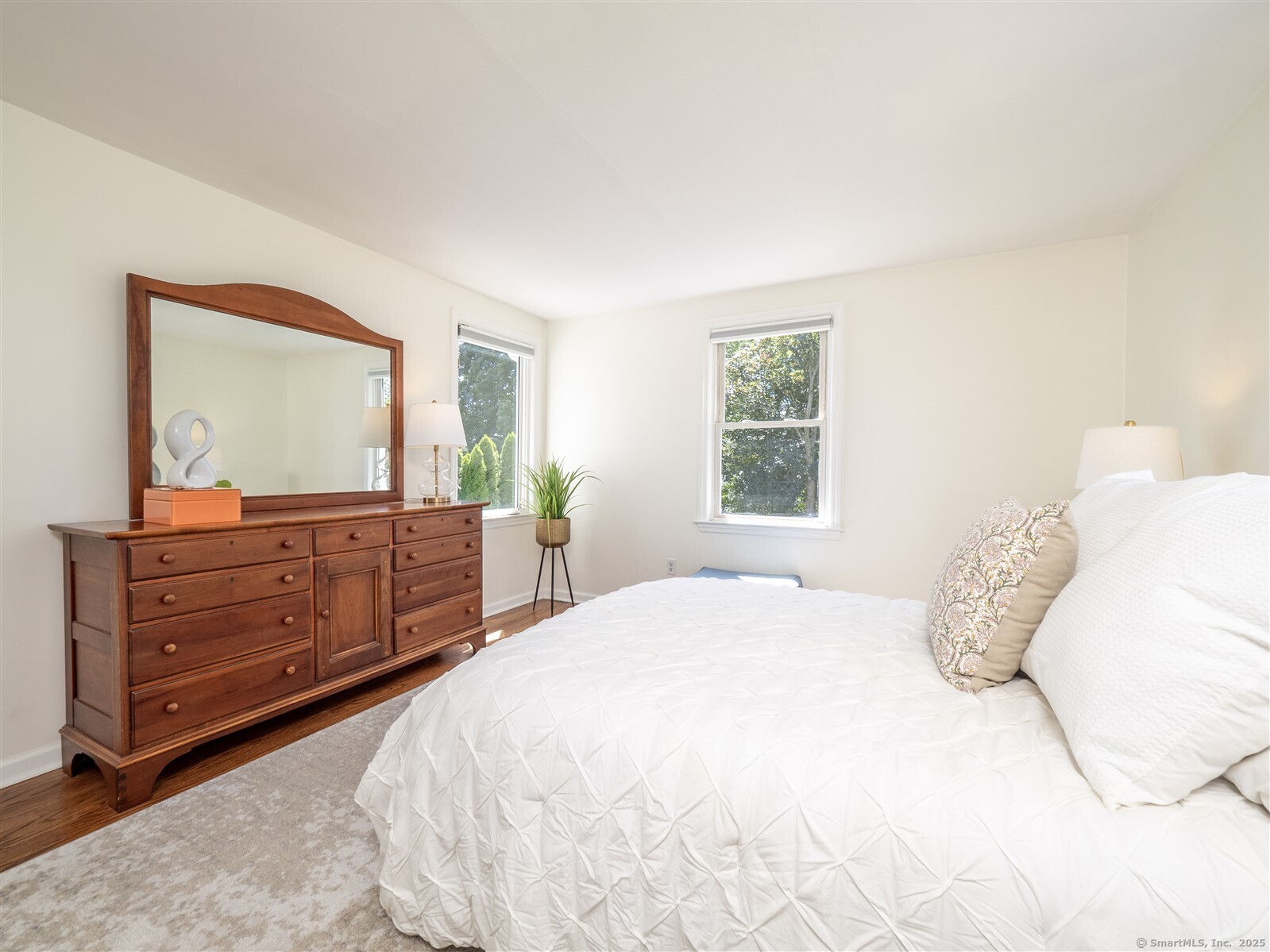 Norwalk, Connecticut 06854, United States, 3 Bedrooms Bedrooms, ,3 BathroomsBathrooms,Residential,Active,199545