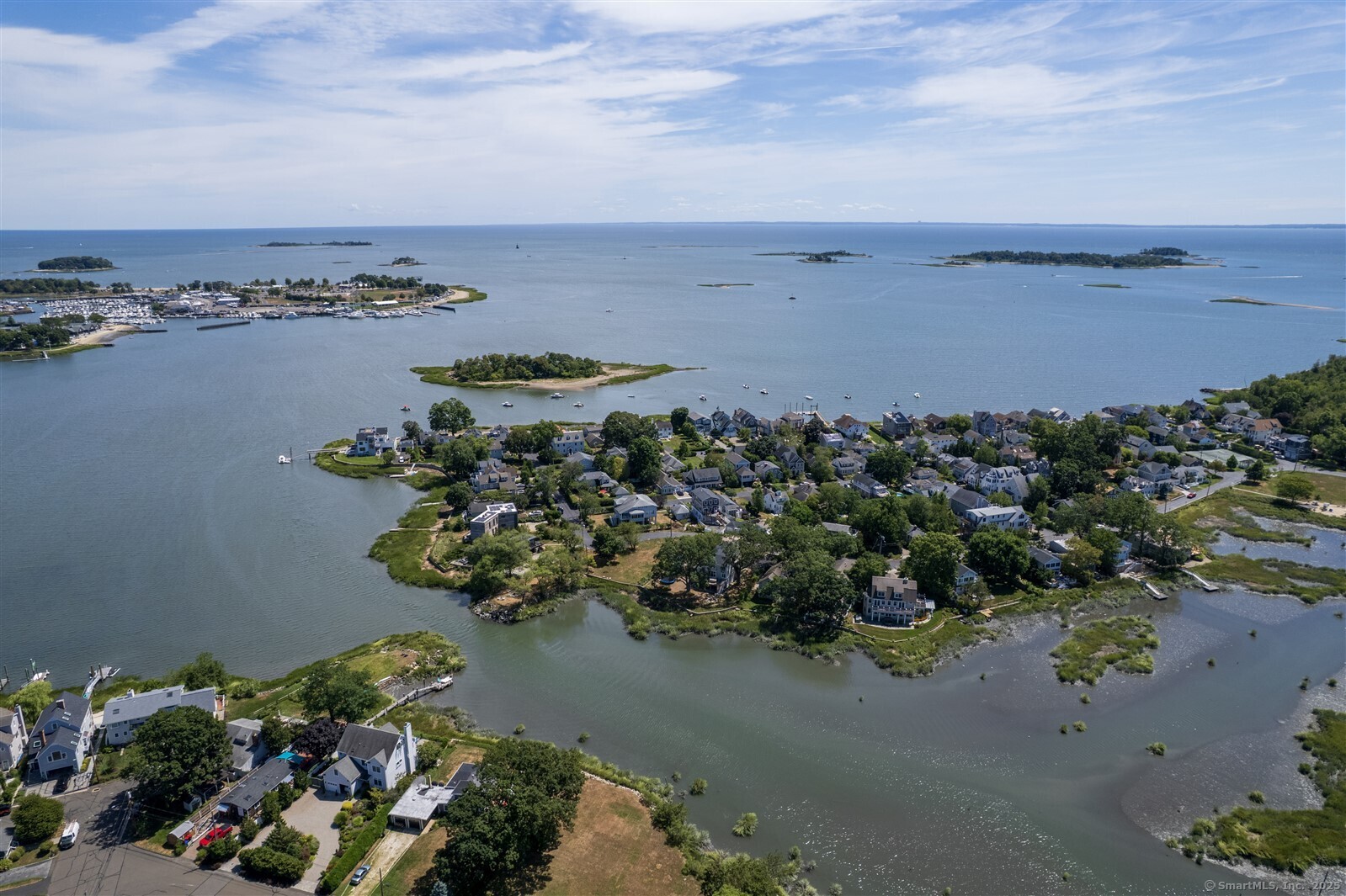 Norwalk, Connecticut 06854, United States, 3 Bedrooms Bedrooms, ,3 BathroomsBathrooms,Residential,Active,199545