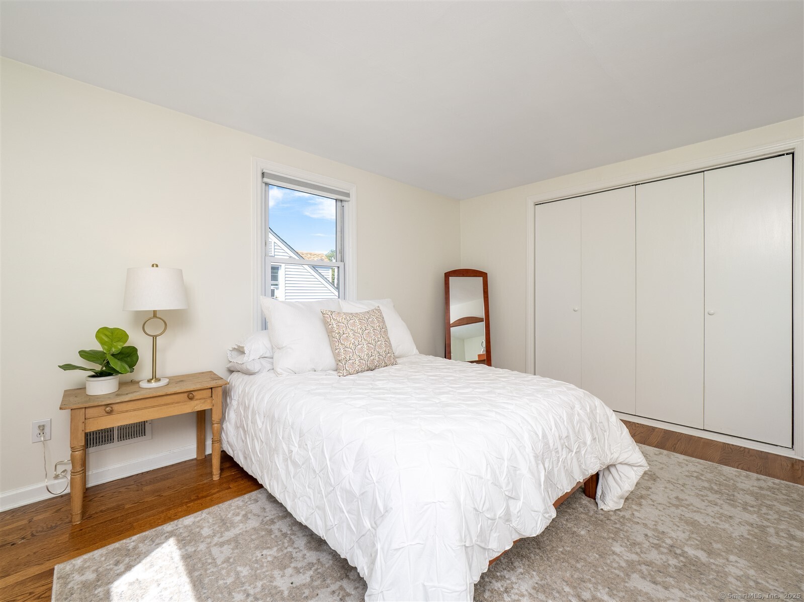 Norwalk, Connecticut 06854, United States, 3 Bedrooms Bedrooms, ,3 BathroomsBathrooms,Residential,Active,199545