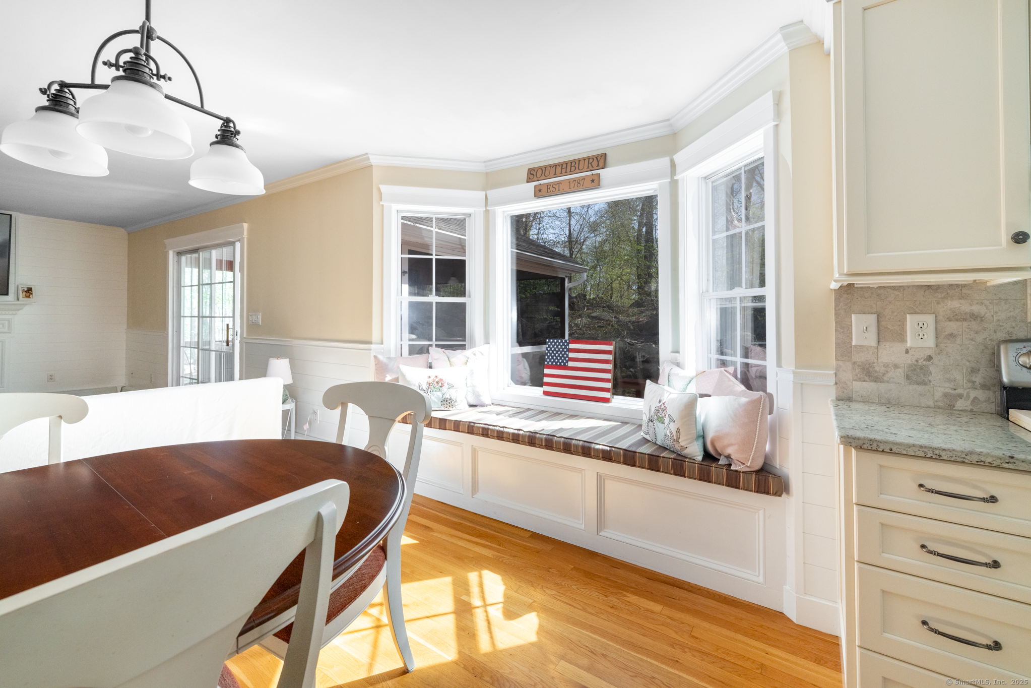 114 Cobbler Lane, Southbury, Connecticut image 8